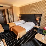 Park Diament 4*