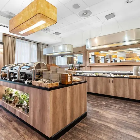 Ξενοδοχείο Park Diament