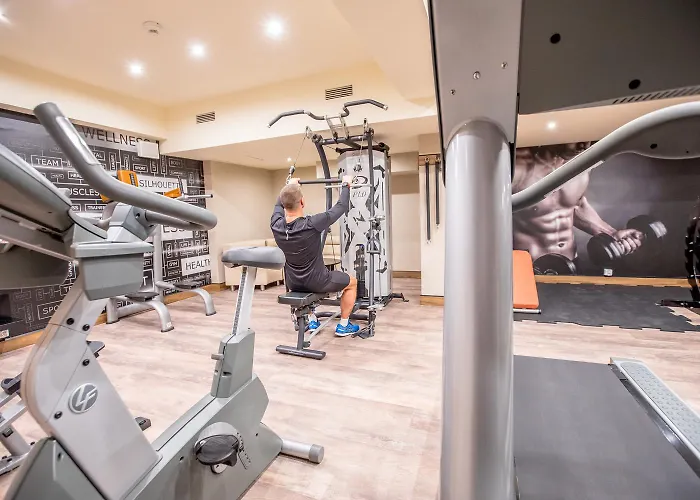 Park Diament Ξενοδοχείο Βρότσλαβ