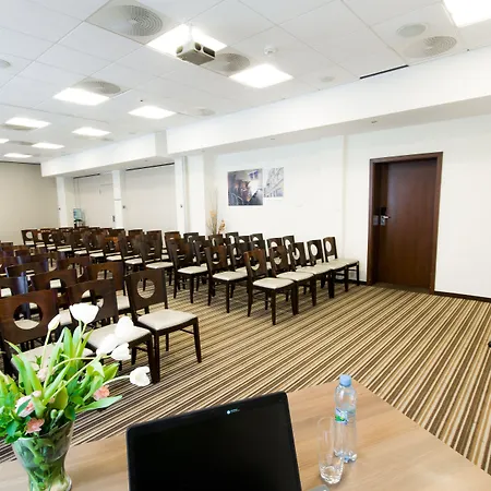 فندق Park Diament 4*