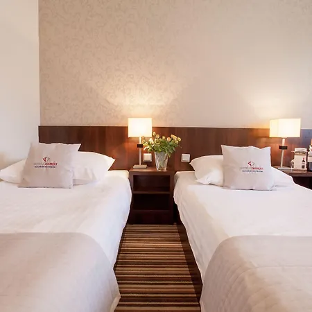فندق Park Diament 4*