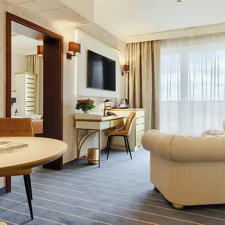 Park Diament 4* فروتسواف